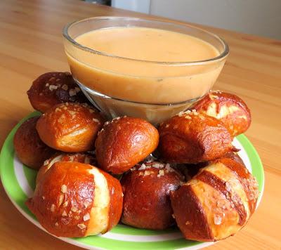 Soft Pretzels & Beer Cheese Dip