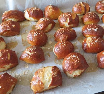 Soft Pretzels & Beer Cheese Dip