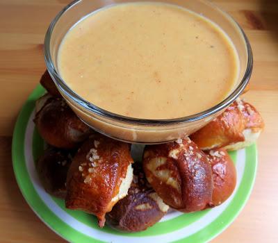 Soft Pretzels & Beer Cheese Dip