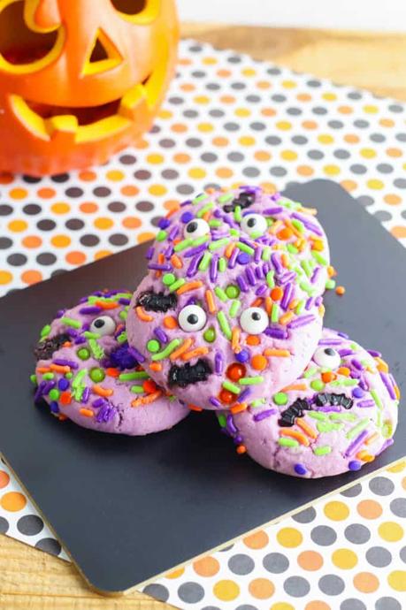 Halloween Monster Cookies (Fun & Festive!)