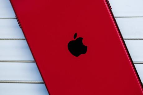 iPhone SE: I’m actually glad that Apple’s smallest iPhone isn’t really that small iPhone SE: I’m actually glad that Apple’s smallest iPhone isn’t really that small