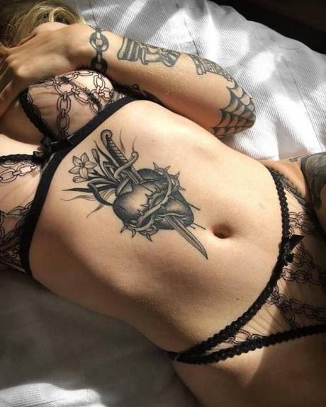 Cutest Hottest Stomach Tattoos for Women (2020) - Paperblog