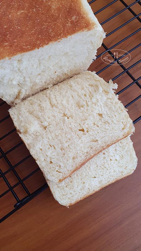 Fluffy Sandwich Loaf