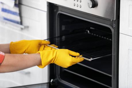 Catalytic vs Pyrolytic Oven Cleaning