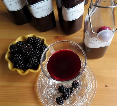 Homemade Blackberry Liqueur