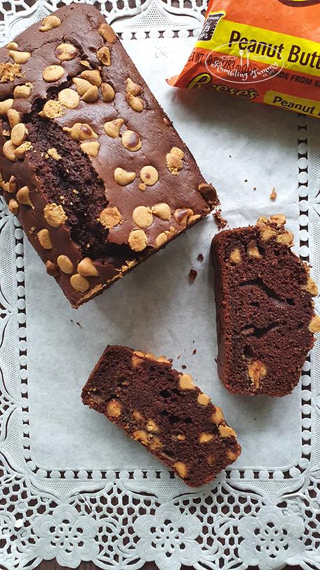 Whipping cream chocolate cake with Reese chips