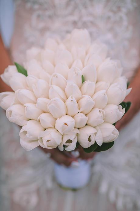 romantic-summer-wedding-elegant-details-residence-venue_25