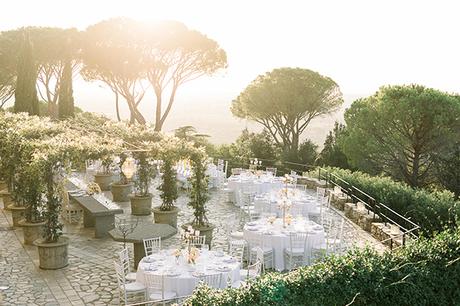 romantic-destination-wedding-Italy_12x