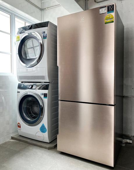 Buying my own HDB flat part 4 – Selecting the white goods (washing machine, dryer)