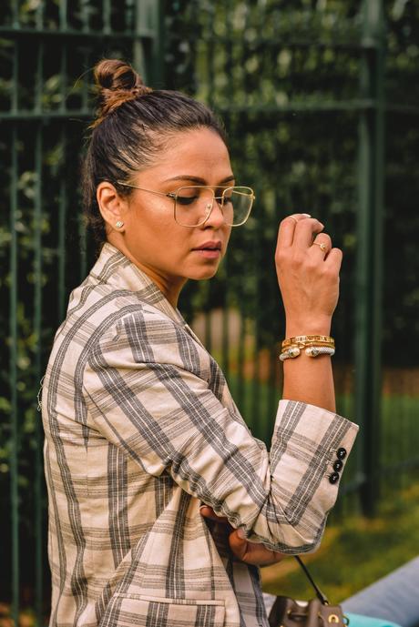 How To Stack Your Bracelets Like A Pro How To Stack Your Bracelets Like A Pro