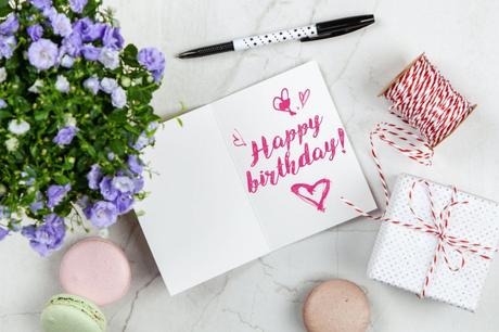10 Best Birthday Gifts for Beauty Influencers