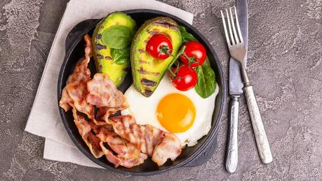 Low-carb diet better than low-fat diet for older adults