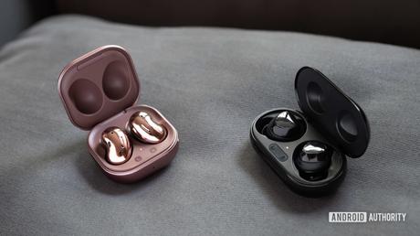 Samsung Galaxy Buds Live vs Samsung Galaxy Buds Plus
