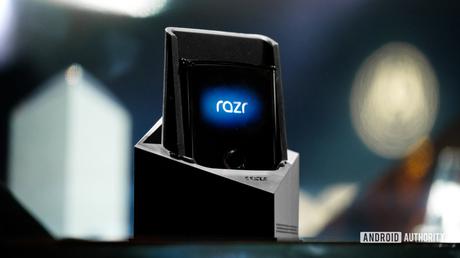 Motorola Razr 2: Everything we know (Update: Aug. 24) Motorola Razr 2: Everything we know (Update: Aug. 24)