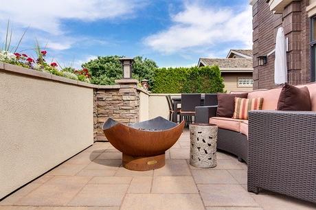 Best Deck Boxes for Stylish Storage Options