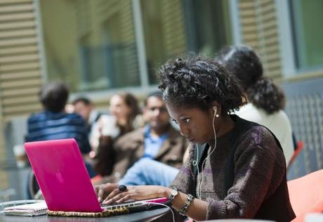 5 Worldly Knowledge You Can Gain By Writing College Papers for Money