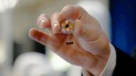 Elon Musk shows Neuralink brain implant working in a pig