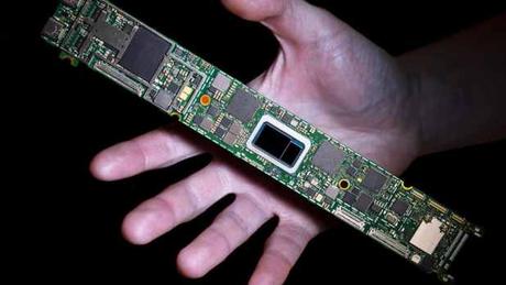 Intel’s first 11th Gen Core processors fight AMD in thin-and-light laptops
