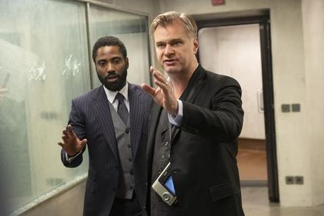 Tenet Gives the Thrills and Puzzles We Expect from Christopher Nolan