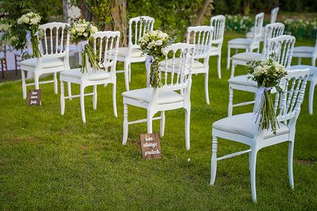 intimate-outdoor-wedding-lebanon-romantic-elegant-touches_06x