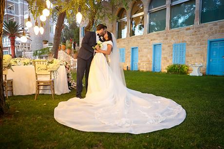 intimate-outdoor-wedding-lebanon-romantic-elegant-touches_25