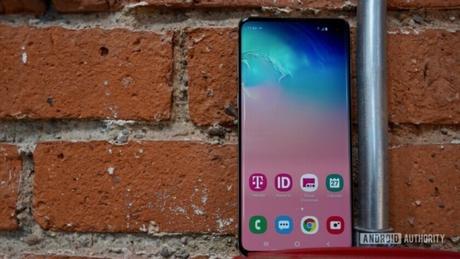 Samsung update policy would make you buy its phones Samsung update policy would make you buy its phones