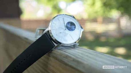 A hybrid smartwatch with ECG A hybrid smartwatch with ECG