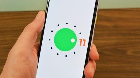 Google Pixel phones with Android 11 now make app and chat suggestions