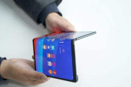 The Best Folding Phones of 2020: What’s Available Now and What’s Coming Up