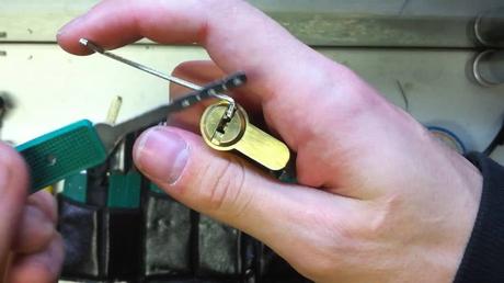 How To Pick A Lock
