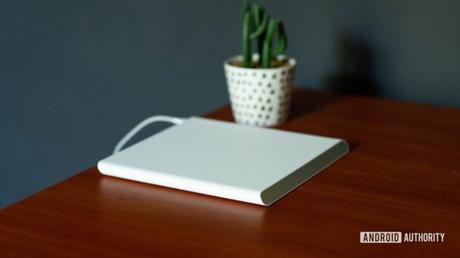 Xiaomi Mi 20W Smart Tracking Wireless Charging Pad review: Worth the hype?