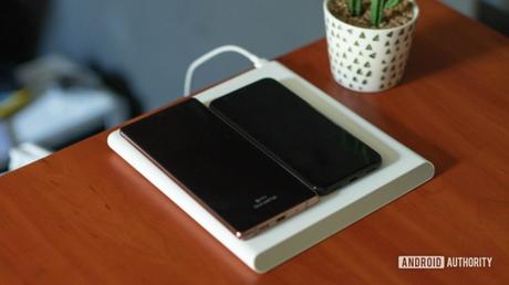 Xiaomi Mi 20W Smart Tracking Wireless Charging Pad review: Worth the hype?