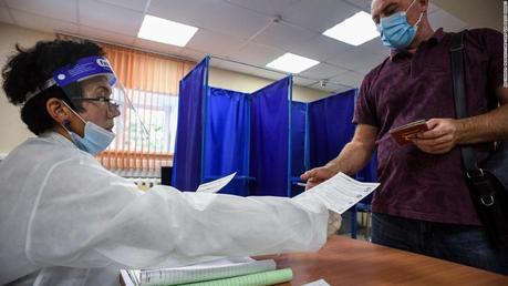 Russia’s regional elections pose serious test for pro-Kremlin party