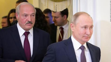 Putin faces tough choice on Belarus: How to sort out Lukashenko without conceding ground