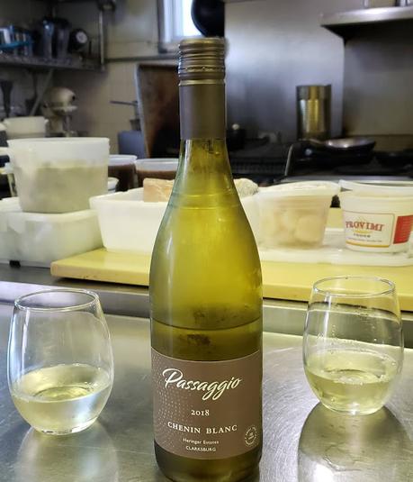 Kitchen Wine: Passaggio Chenin Blanc 2018
