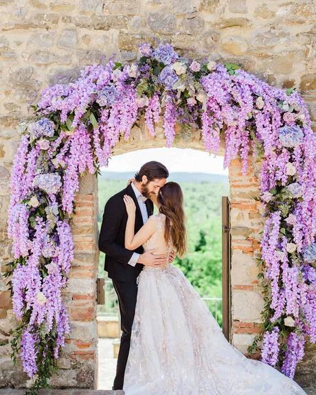 lilac wedding colors flower arch bride groom-
