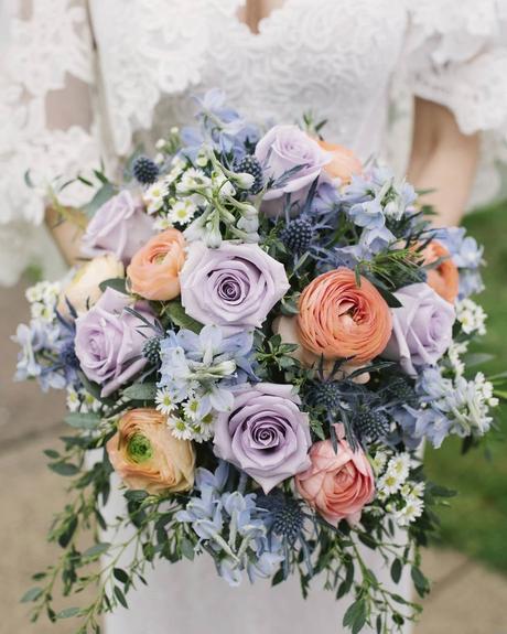 lavender weadding colors bouquet flowers