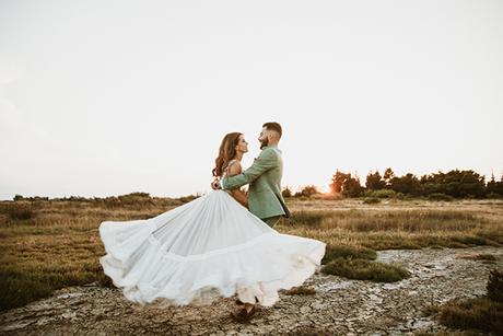 rustic-summer-wedding-thessaloniki-lavender-peonies_03
