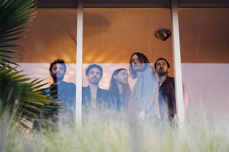 Local Natives – ‘Statues in the Garden (Arras)’