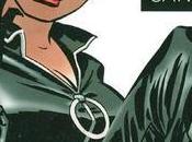 MANGA MONDAY Catwoman- Trail Catwoman Brubaker Darywn Cooke- Feature Review