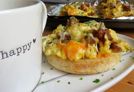 English Muffin Breakfast Pizza