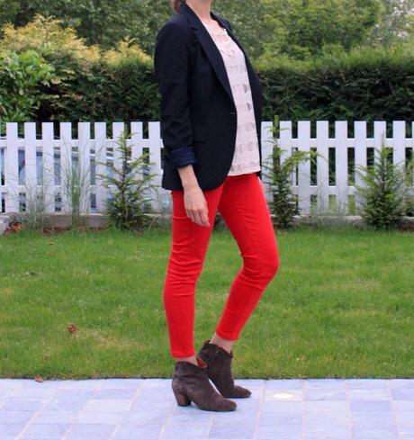 The red jeans