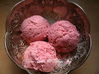 Strawberry Frozen Yogurt