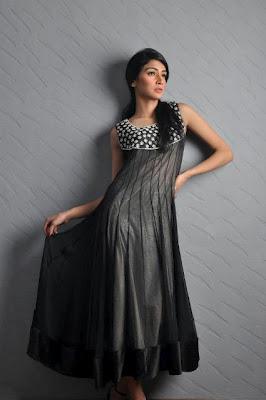 Umsha by Uzma Babar 2012 Paiwand Formal Collection