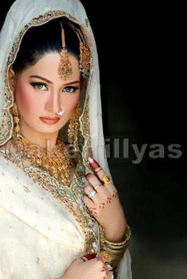 Eastern Bridal Makeover By Akif Ilyas Beauty Salon And Photography Studio