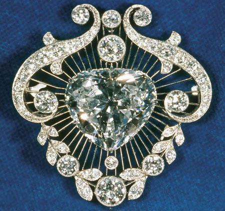 Queen’s Diamond Jubilee with Cullinan Diamonds on Display