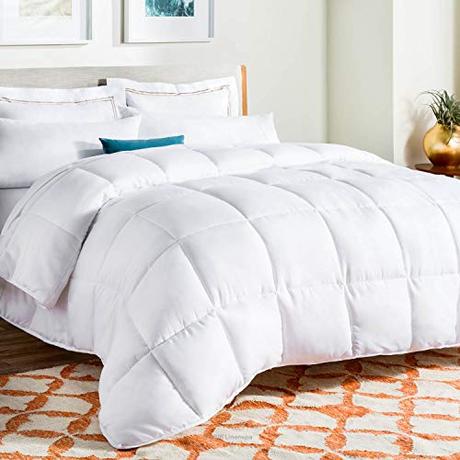 LINENSPA All-Season White Down Alternative Quilted Comforter - Corner Duvet Tabs - Hypoallergenic - Plush Microfiber Fill - Machine Washable - Duvet Insert or Stand-Alone Comforter - Oversized Queen