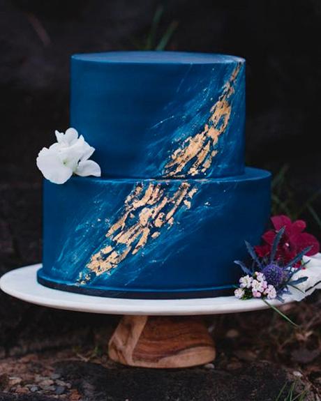 pantone color of the year blue cake