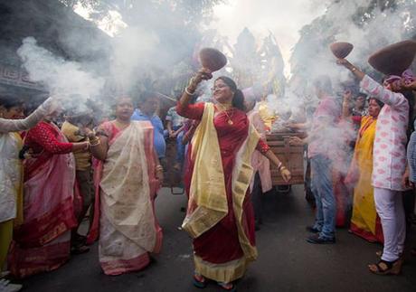 Here’s How to Explore the Beauty of Kolkata During Durga Puja