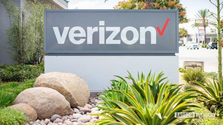 Visible vs Verizon: Can the MVNO top Big Red?